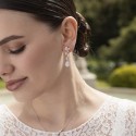Pendientes largos novia diseño pétalos y lágrima final