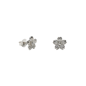 Pendientes pequeños de plata en forma de flor